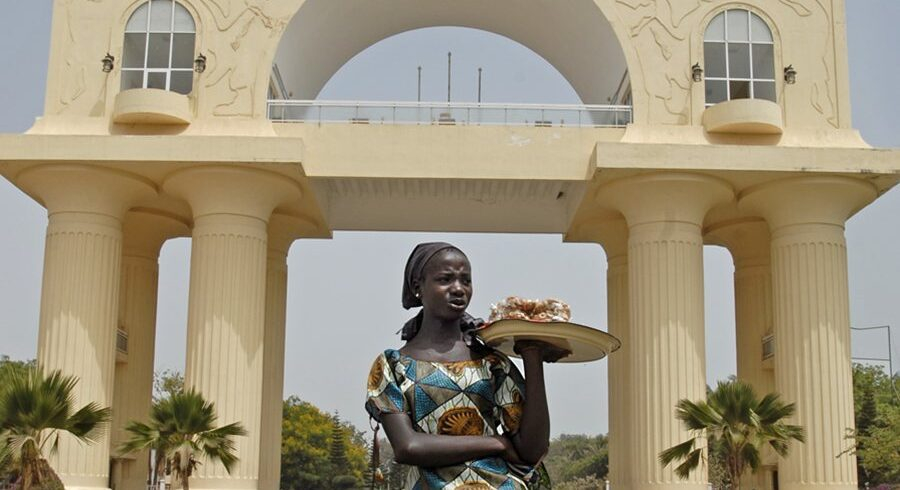 b480e595-dd78-4427-8379-a36874f44556.Gambia-banjul-arch22